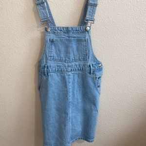 Girl’s denim Zara overall dress size M adjustable